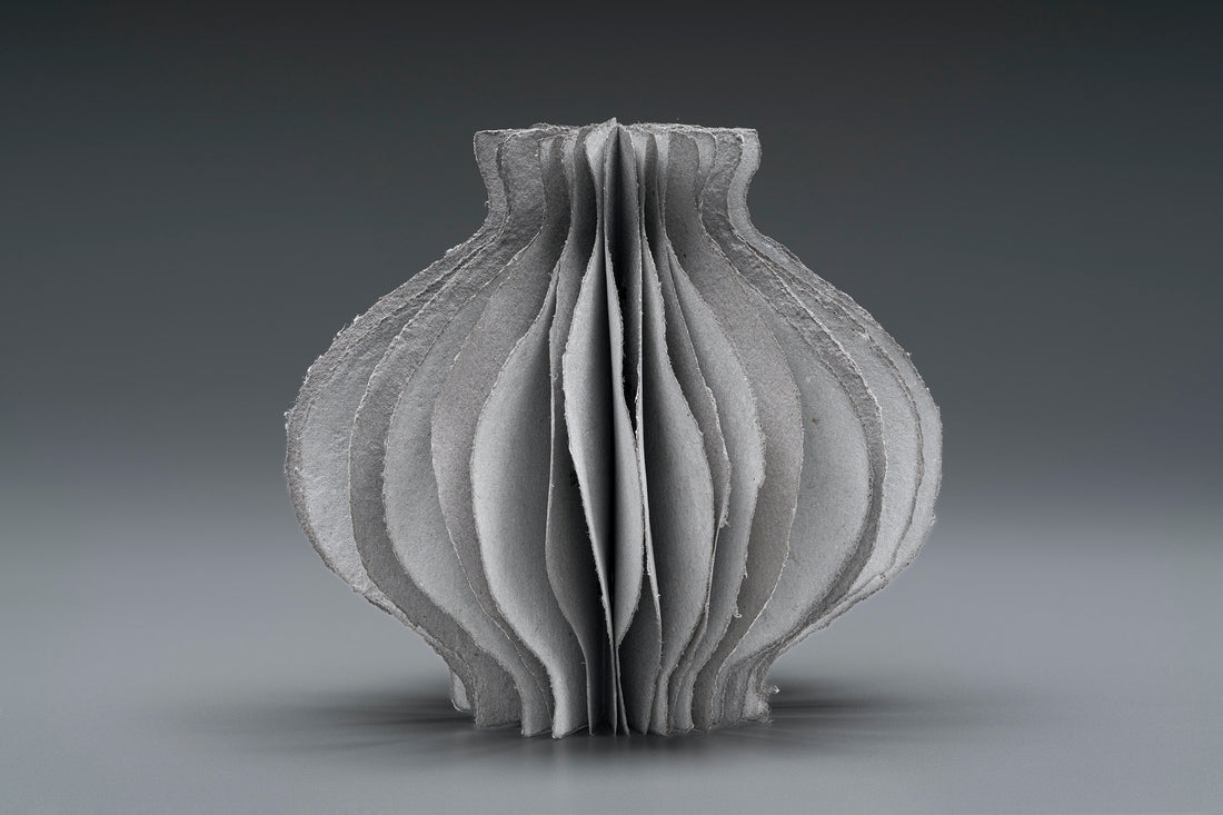 Thoughts About Pots: Stout Vase